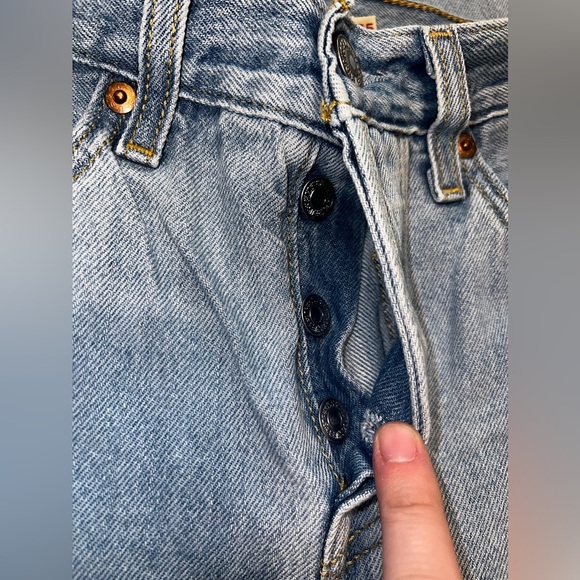 Levi’s Premium Wedgie Straight Fit Women’s Jeans -Light Wash - Picture 11 of 16